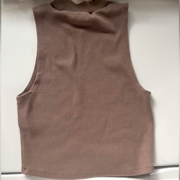Forever 21 Beige Tank Size Small - Picture 2 of 3